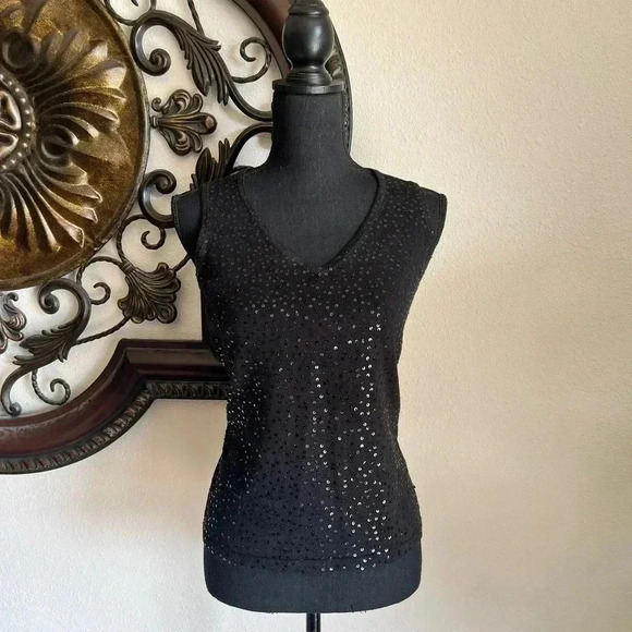 Double D Ranch Women’s Black Sleeveless Sequin Scoop Neck Sweater Top Size Small - Picture 2 of 12